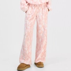 NWT Hippie Rose Cozy Polar Fleece PJ Pants Pink Tinted Tree Camo Medium